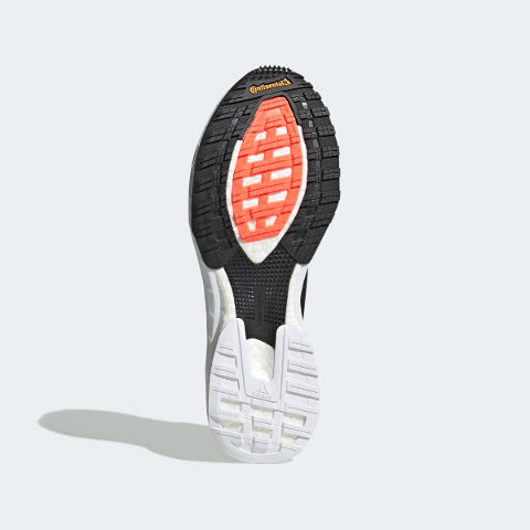 Adizero Adios 5 upwards bottom facing towards